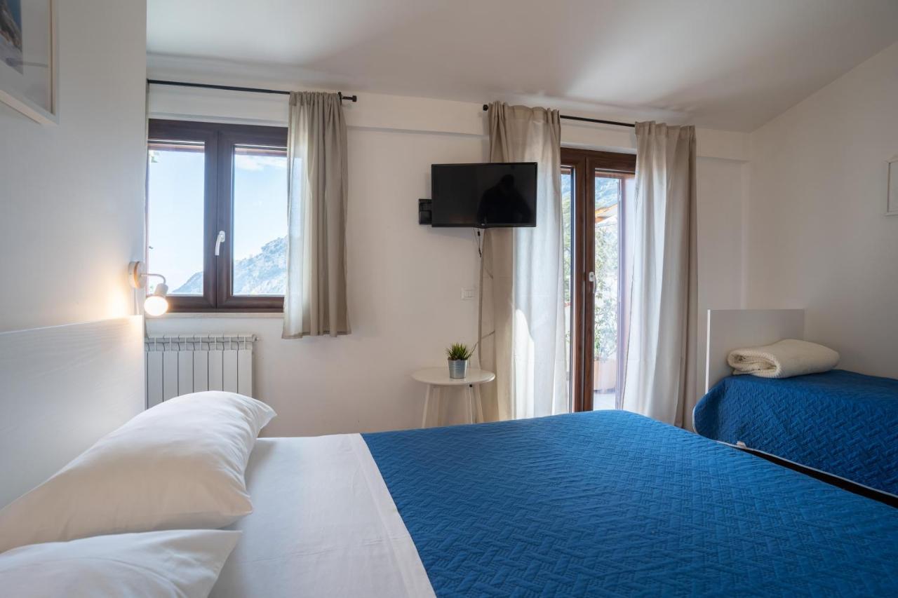 Casa Dell'Escursionista Bed & Breakfast Cerchiara di Calabria Bagian luar foto